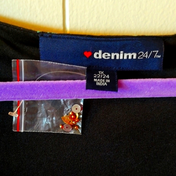 XL NWOT EMBROIDERED BLACK TUNIC QUILT DRESS from DENIM 27/7. - Picture 8 of 8